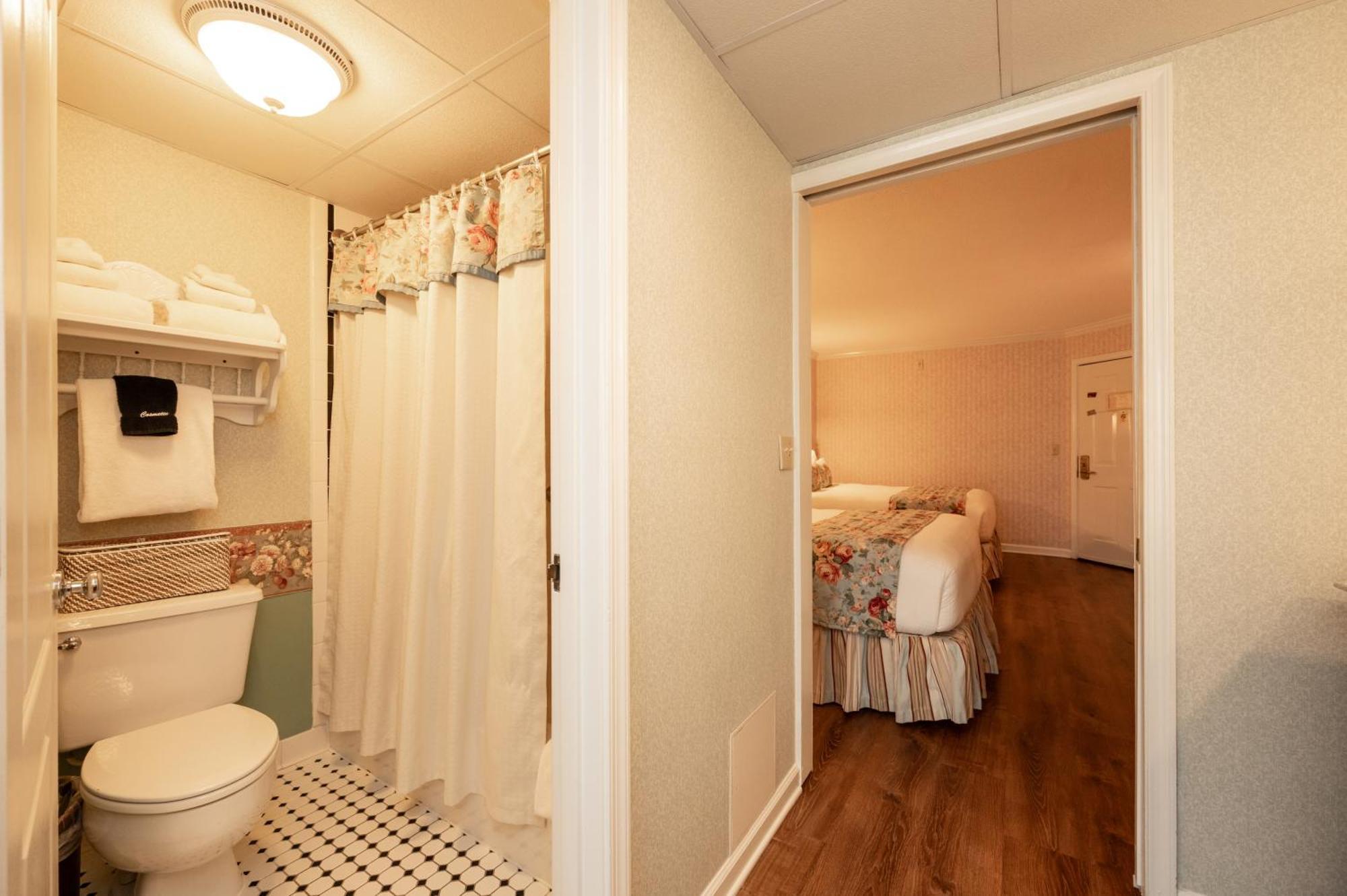 Boardwalk Plaza Hotel 레오보스 비치 외부 사진